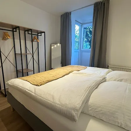Perfekt Fuer 2-4! Kueche Netflix Nespresso Wlan * Oberschleissheim